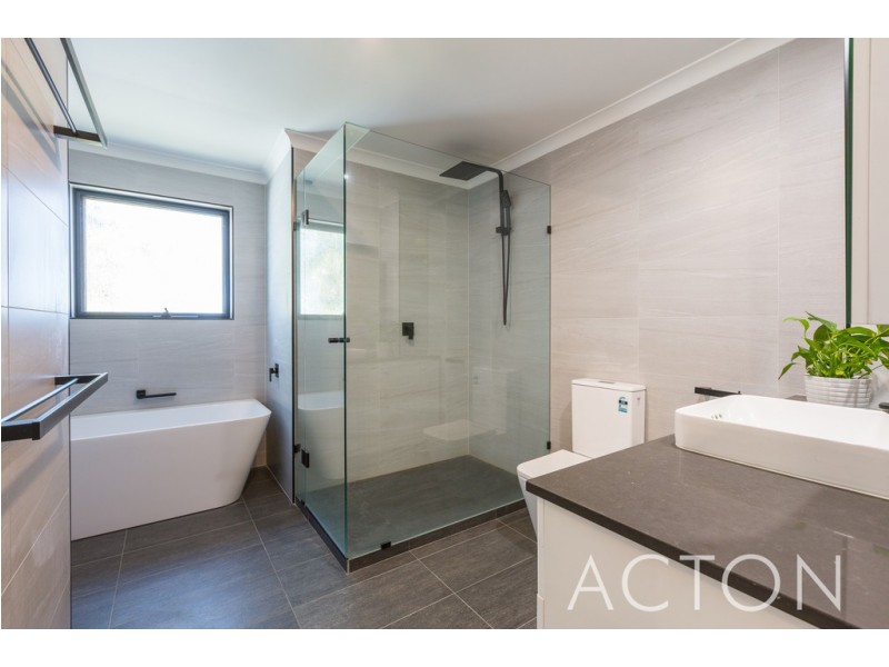 18 Arenga Court, Mount Claremont WA 6010