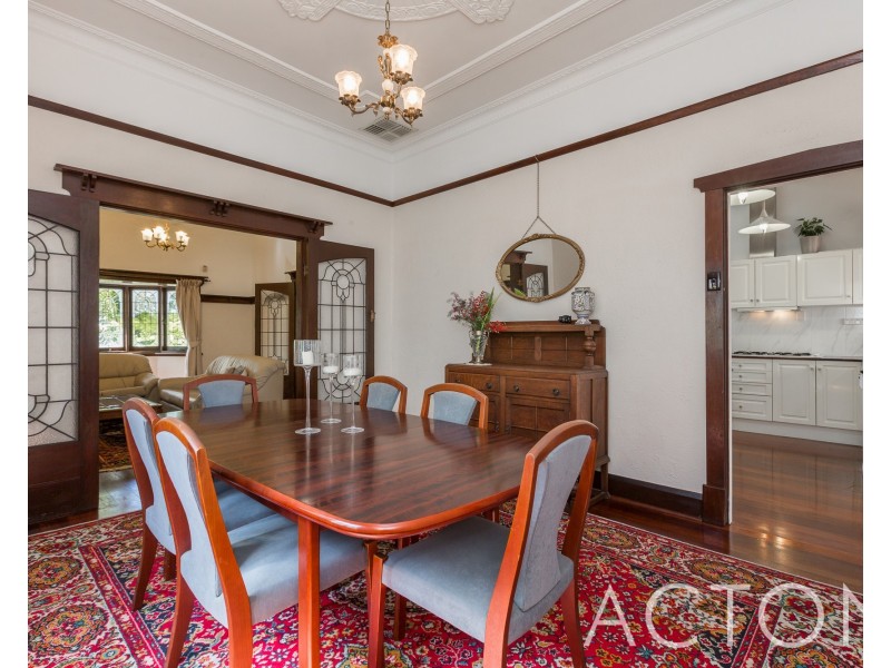 189 Curtin Avenue, Cottesloe WA 6011