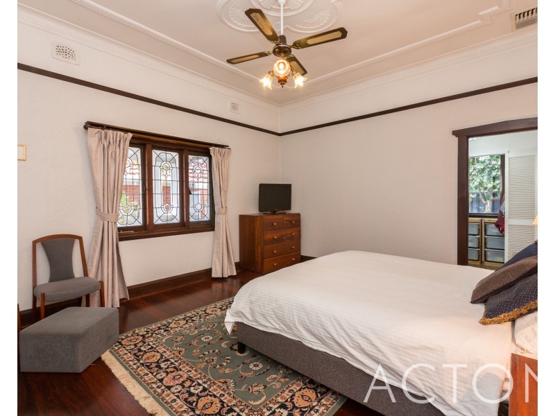 189 Curtin Avenue, Cottesloe WA 6011