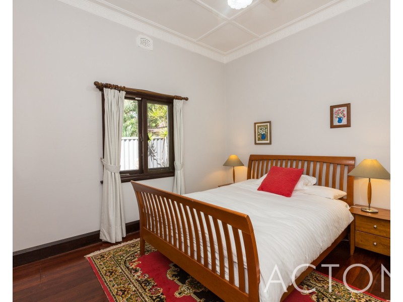 189 Curtin Avenue, Cottesloe WA 6011