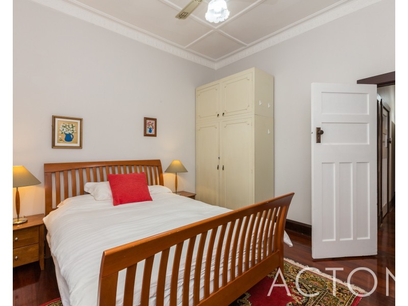 189 Curtin Avenue, Cottesloe WA 6011