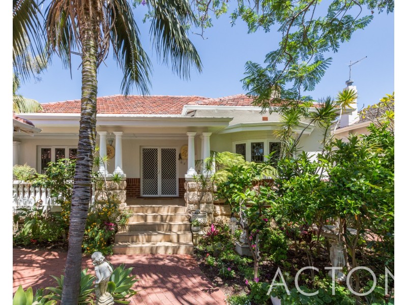 189 Curtin Avenue, Cottesloe WA 6011