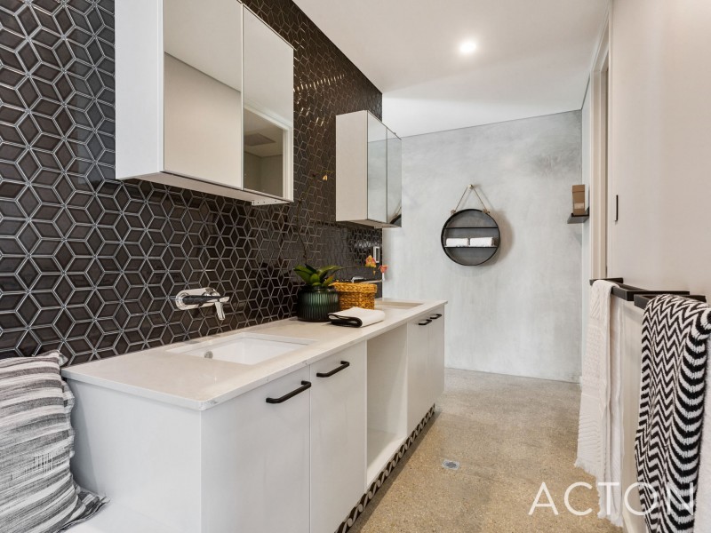 121 North Street, Swanbourne WA 6010