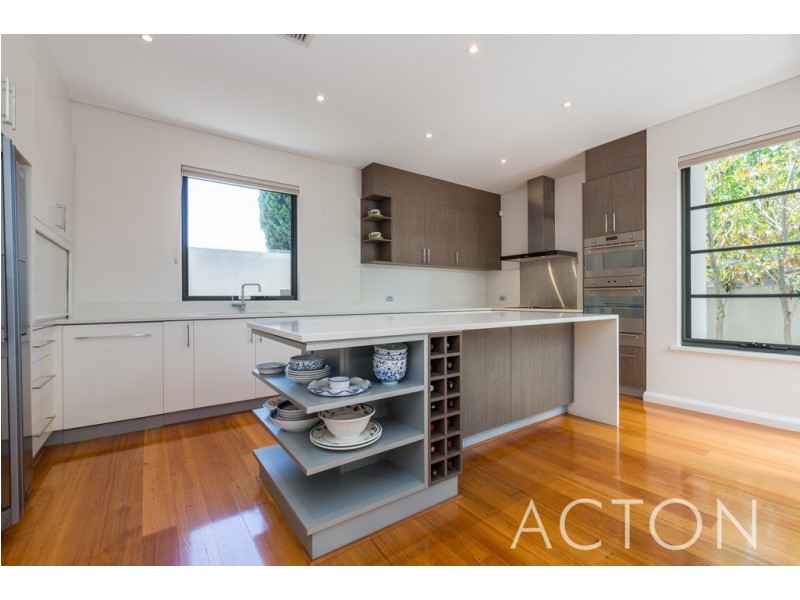 129 Adelma Road, Dalkeith WA 6009