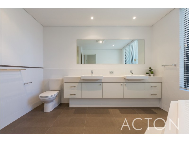 129 Adelma Road, Dalkeith WA 6009