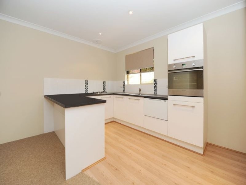 6/12 McNamara Way, Cottesloe WA 6011