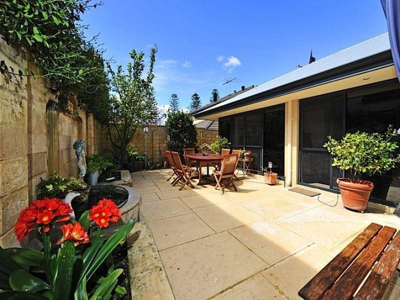 7 Charles Street, Cottesloe WA 6011