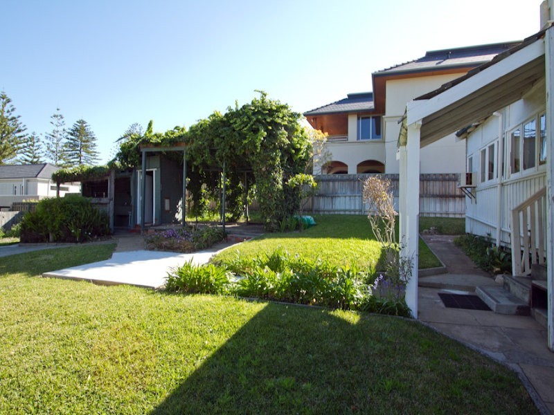 11 Webb Street, Cottesloe WA 6011