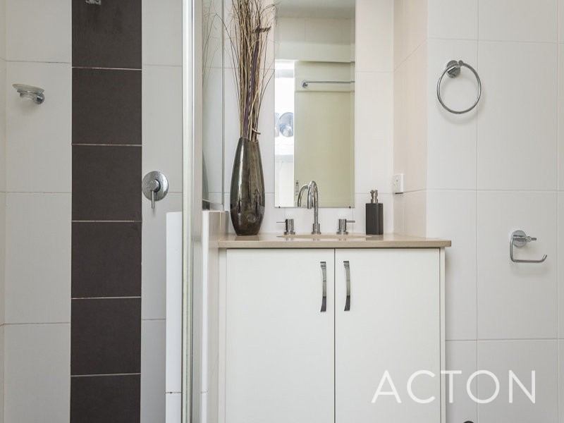 6/81-83 Shakespeare Avenue, Yokine WA 6060