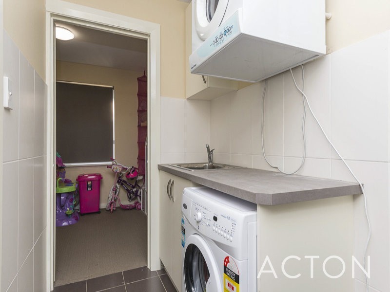 6/81-83 Shakespeare Avenue, Yokine WA 6060