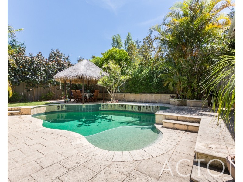 35 Salvado Street, Cottesloe WA 6011