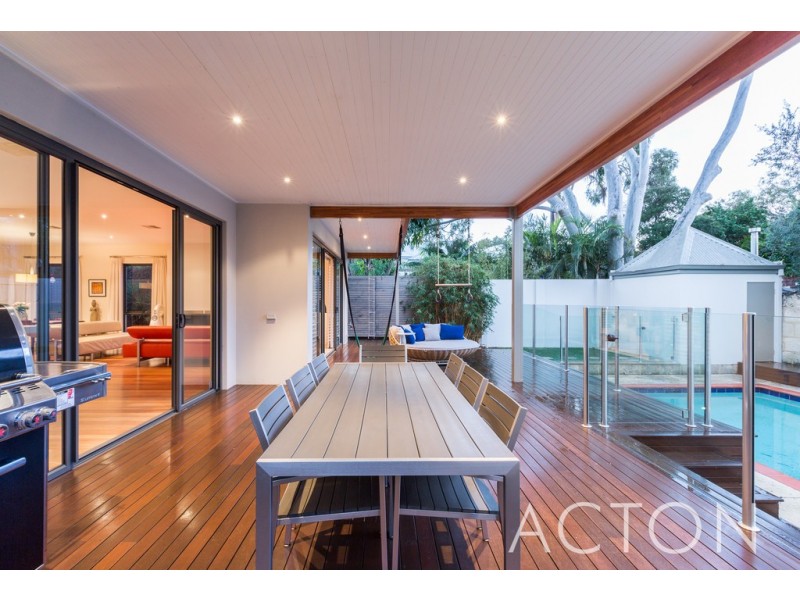 256 Marmion Street, Cottesloe WA 6011