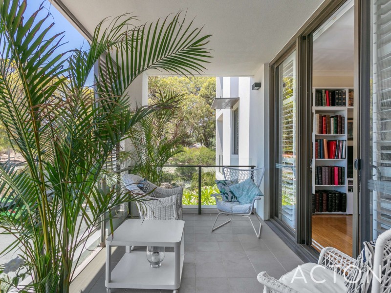 14/2 Dynevor Rise, Floreat WA 6014