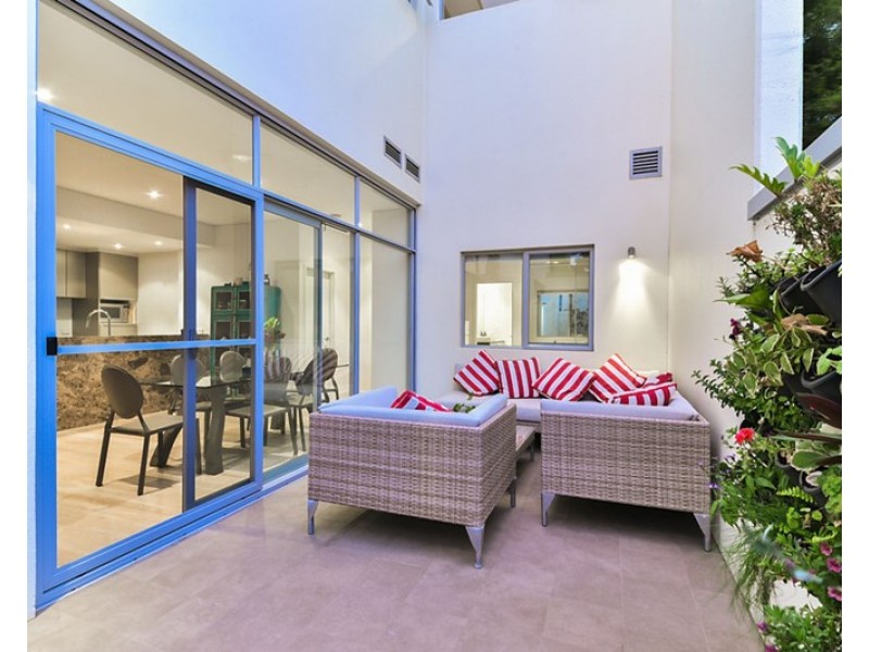 1/1-3 Brixton Street, Cottesloe WA 6011