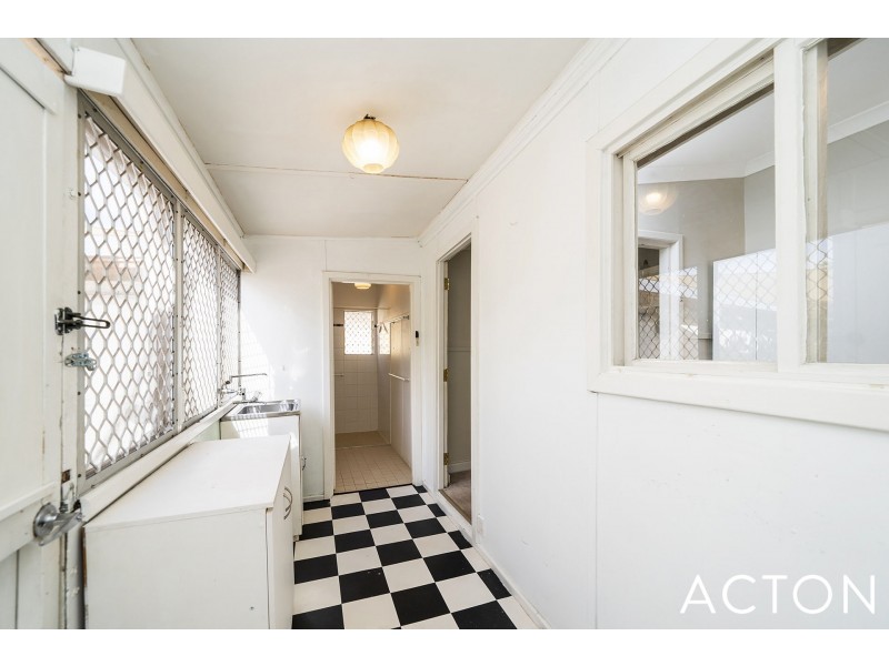 15 Wellington Street, Mosman Park WA 6012