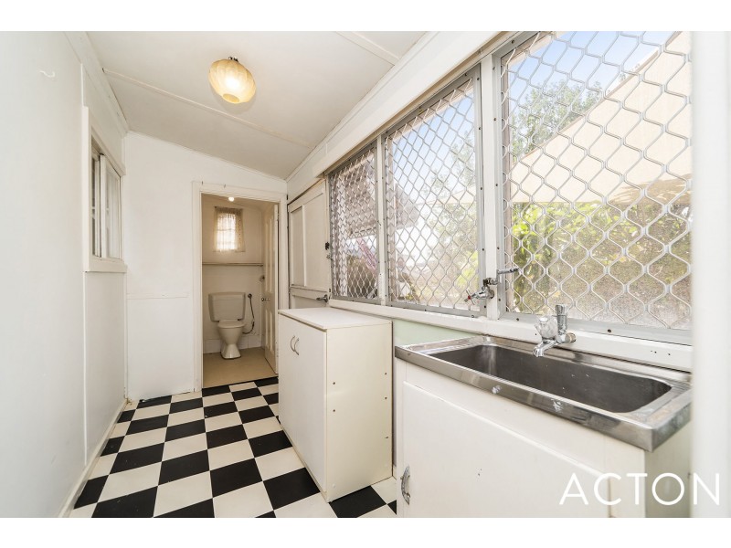 15 Wellington Street, Mosman Park WA 6012