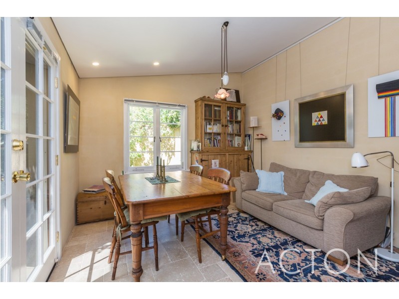 7a Renown Avenue, Claremont WA 6010