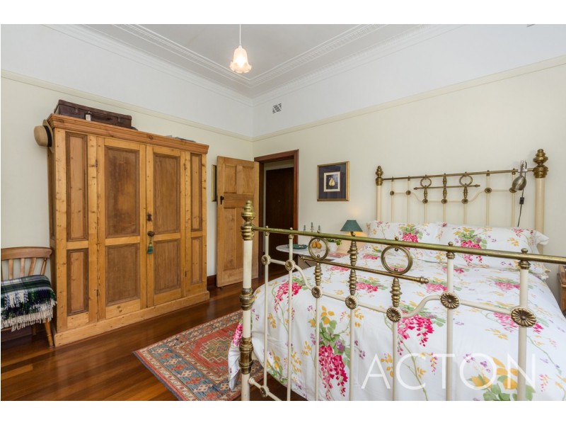 7a Renown Avenue, Claremont WA 6010