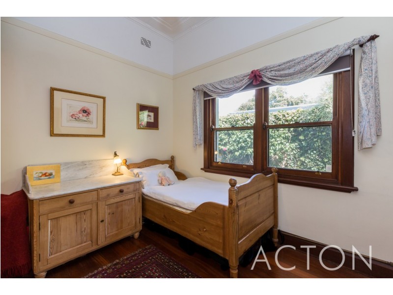 7a Renown Avenue, Claremont WA 6010