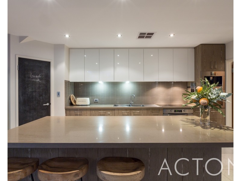 25 Perth Street, Cottesloe WA 6011