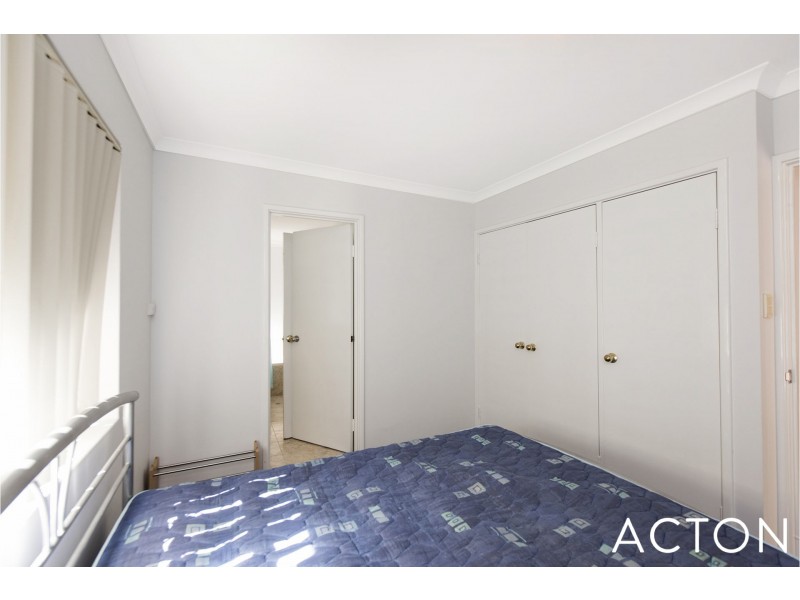 1/64 Broadway, Crawley WA 6009