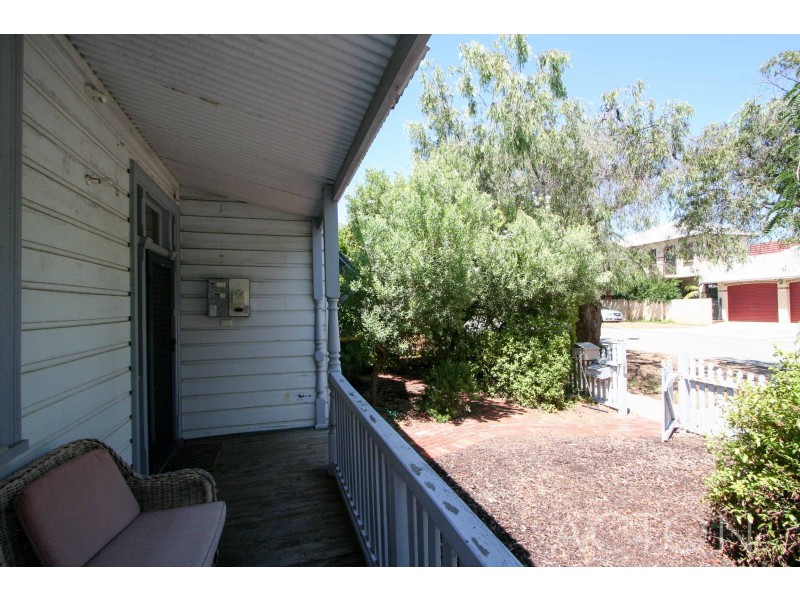 25 Solomon Street, Mosman Park WA 6012