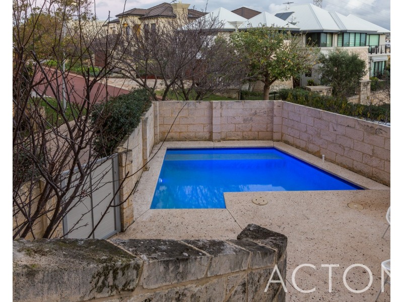 7 Faulkner Circle, Mosman Park WA 6012