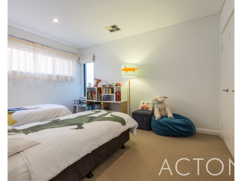 7 Faulkner Circle, Mosman Park WA 6012