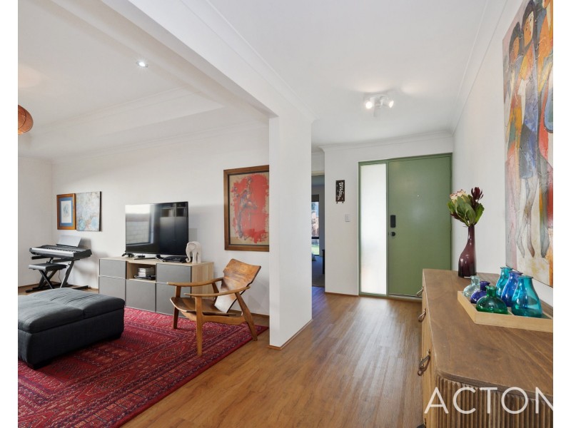 15 Sonnet Close, Woodlands WA 6018