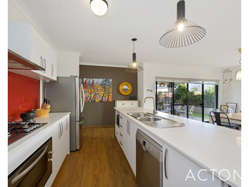 15 Sonnet Close, Woodlands WA 6018