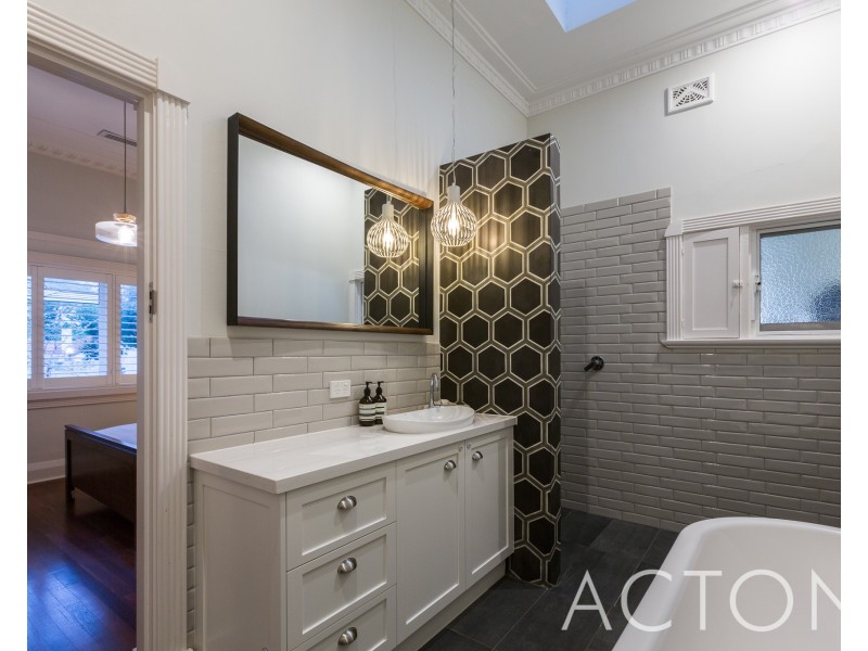 48 Kathleen Street, Cottesloe WA 6011