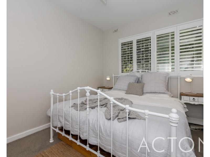 11/16 Richardson Avenue, Claremont WA 6010