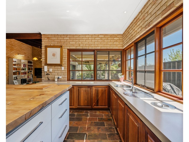 18 York Terrace, Mosman Park WA 6012