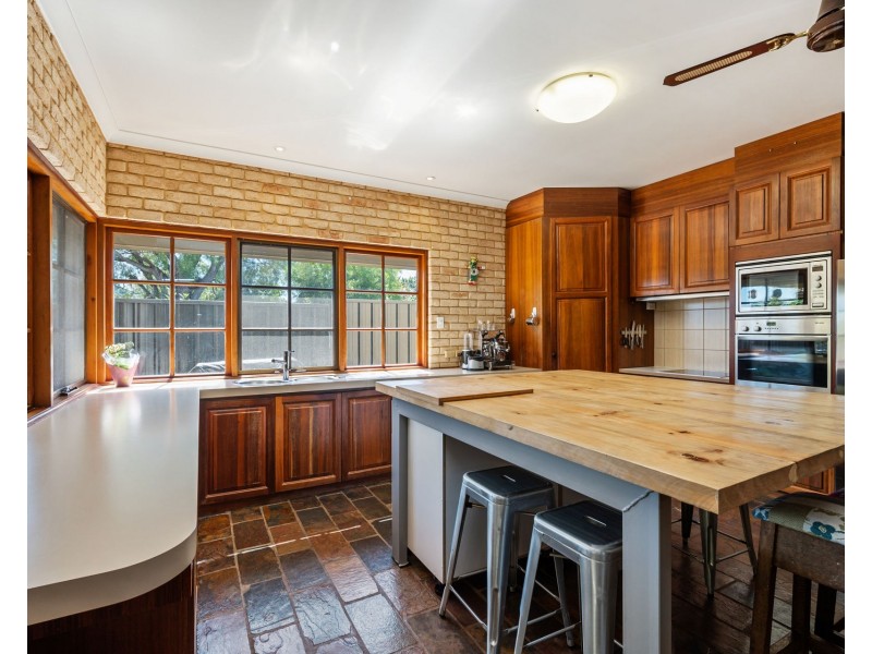 18 York Terrace, Mosman Park WA 6012