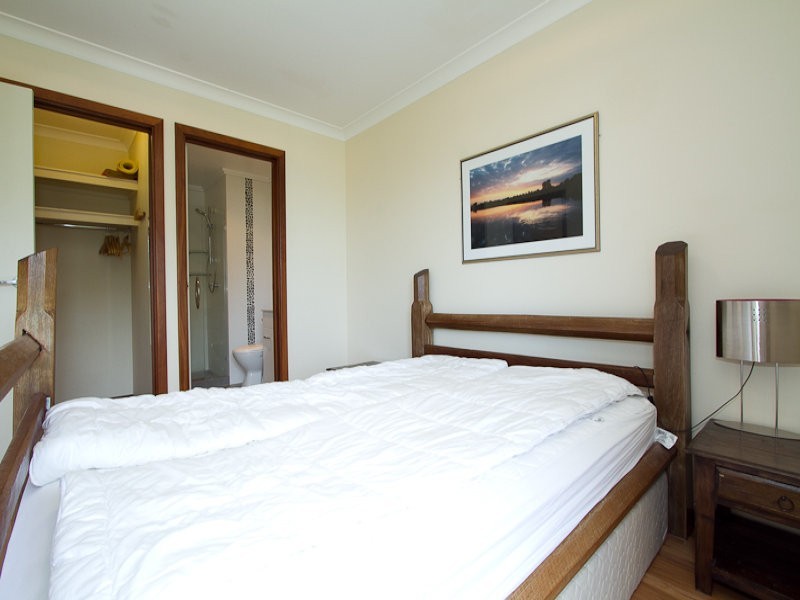 4/22 Salvado Street, Cottesloe WA 6011