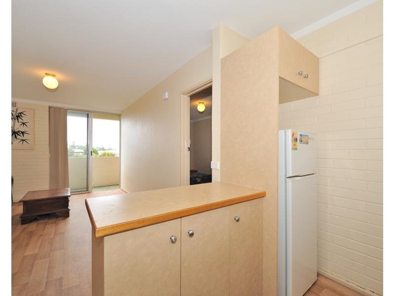 75/4 Dover Court, Mosman Park WA 6012