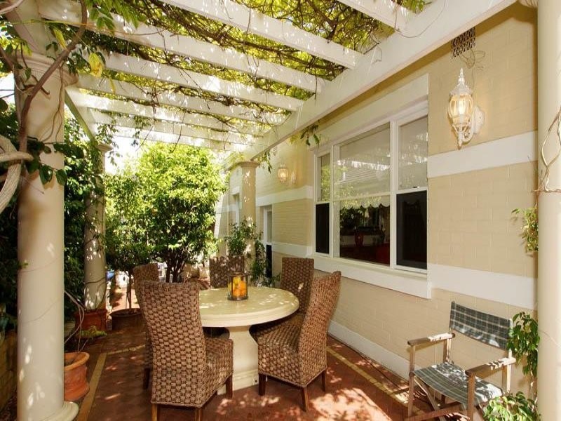 7 Freshwater Parade, Claremont WA 6010