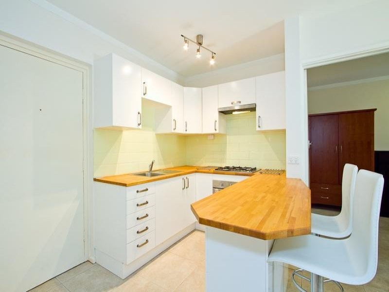 3/4 Dover Court, Mosman Park WA 6012