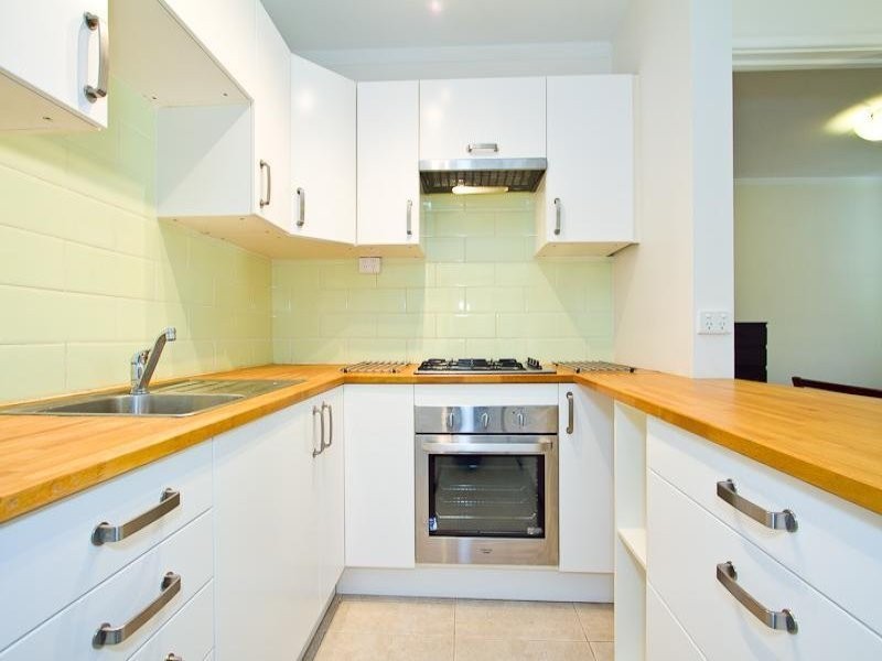 3/4 Dover Court, Mosman Park WA 6012