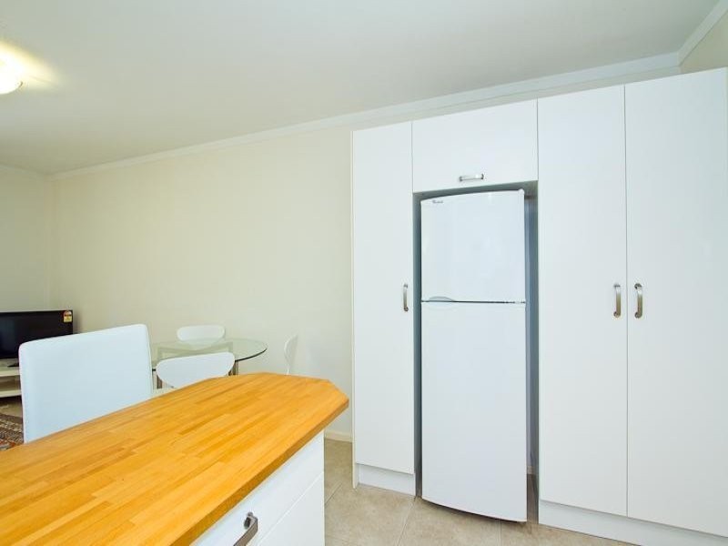 3/4 Dover Court, Mosman Park WA 6012