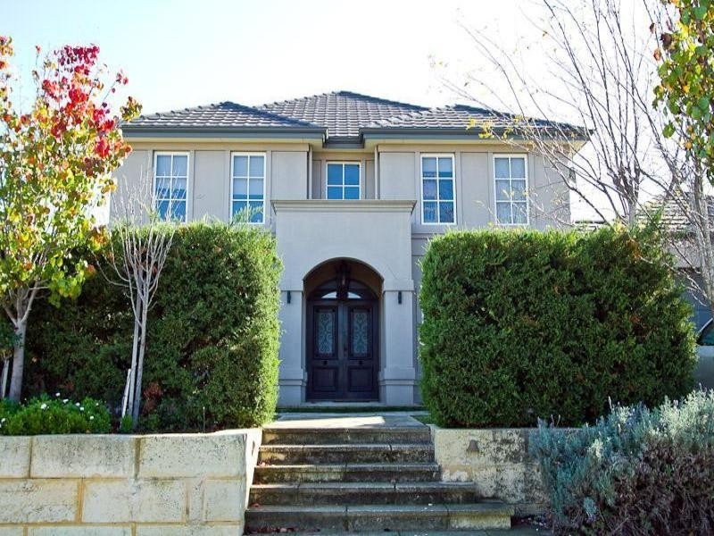 78 St Johns Wood Boulevard, Mount Claremont WA 6010