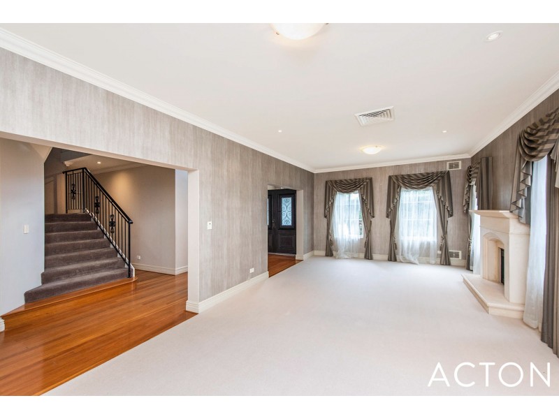78 St Johns Wood Boulevard, Mount Claremont WA 6010