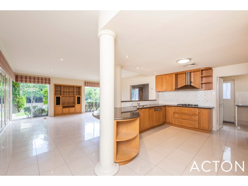 78 St Johns Wood Boulevard, Mount Claremont WA 6010