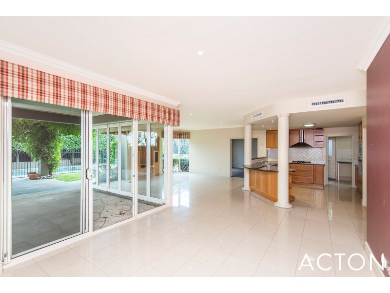 78 St Johns Wood Boulevard, Mount Claremont WA 6010