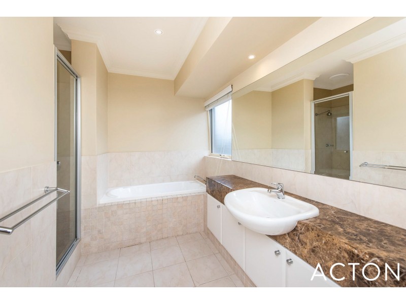 78 St Johns Wood Boulevard, Mount Claremont WA 6010