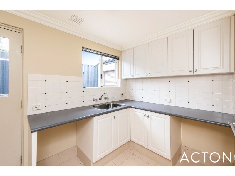 78 St Johns Wood Boulevard, Mount Claremont WA 6010