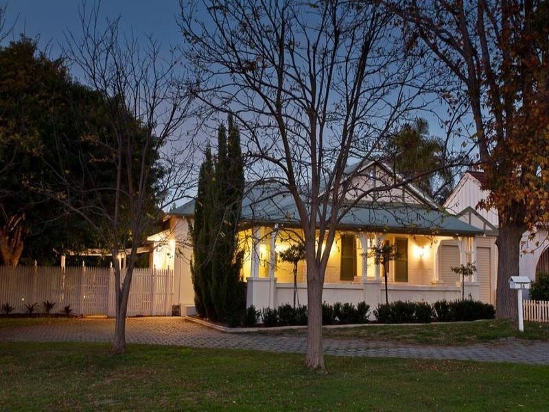 34 Tyrell Street, Nedlands WA 6009