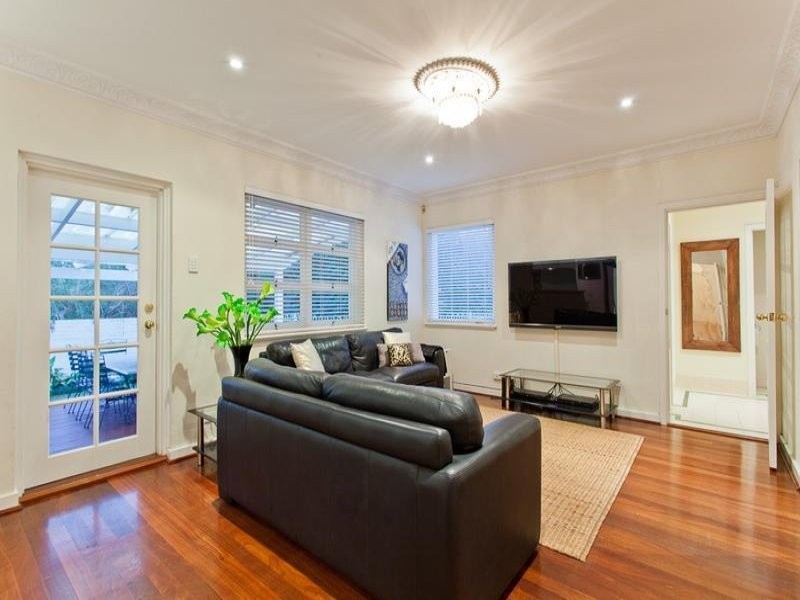 34 Tyrell Street, Nedlands WA 6009