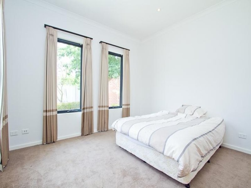 54 Irvine Street, Peppermint Grove WA 6011