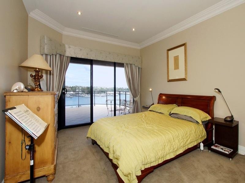 54 Hutchinson Avenue, Mosman Park WA 6012